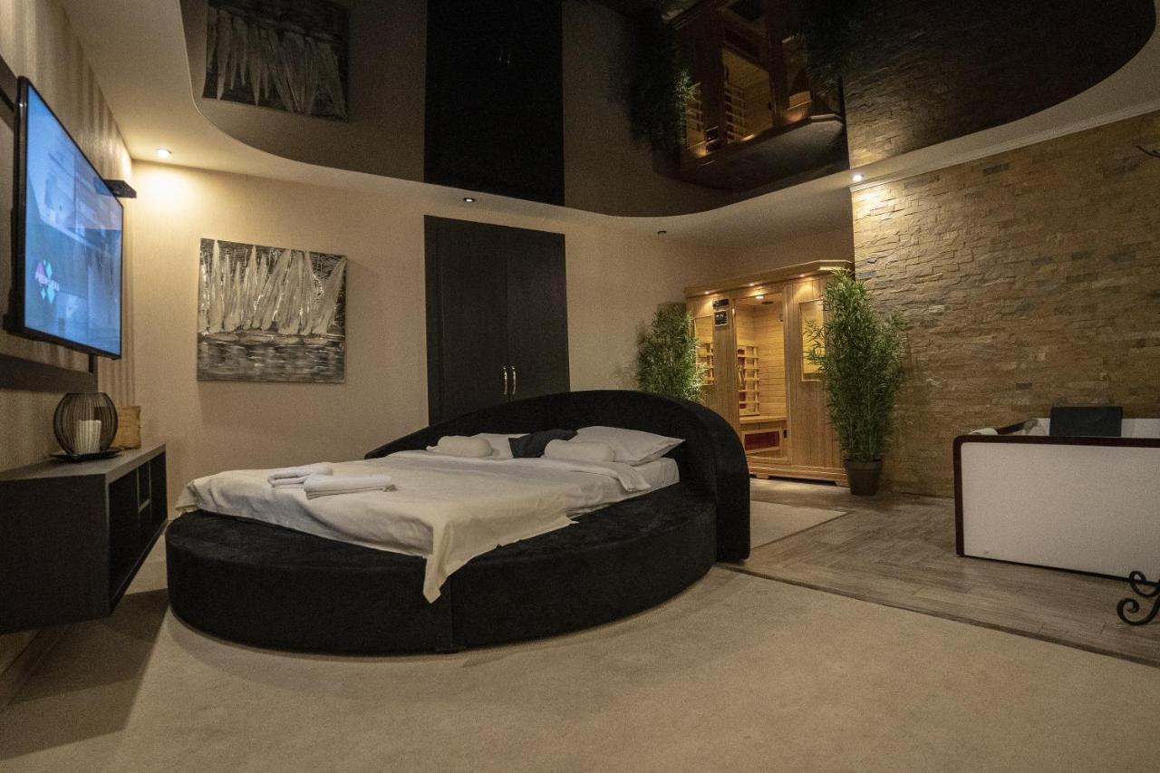 Madison Inn Suites - Wilson'S Square Beograd Bagian luar foto
