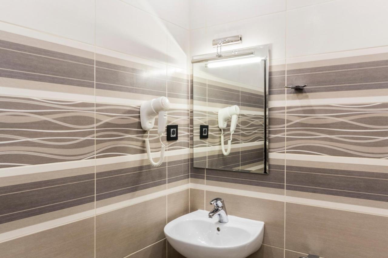 Madison Inn Suites - Wilson'S Square Beograd Ruang foto