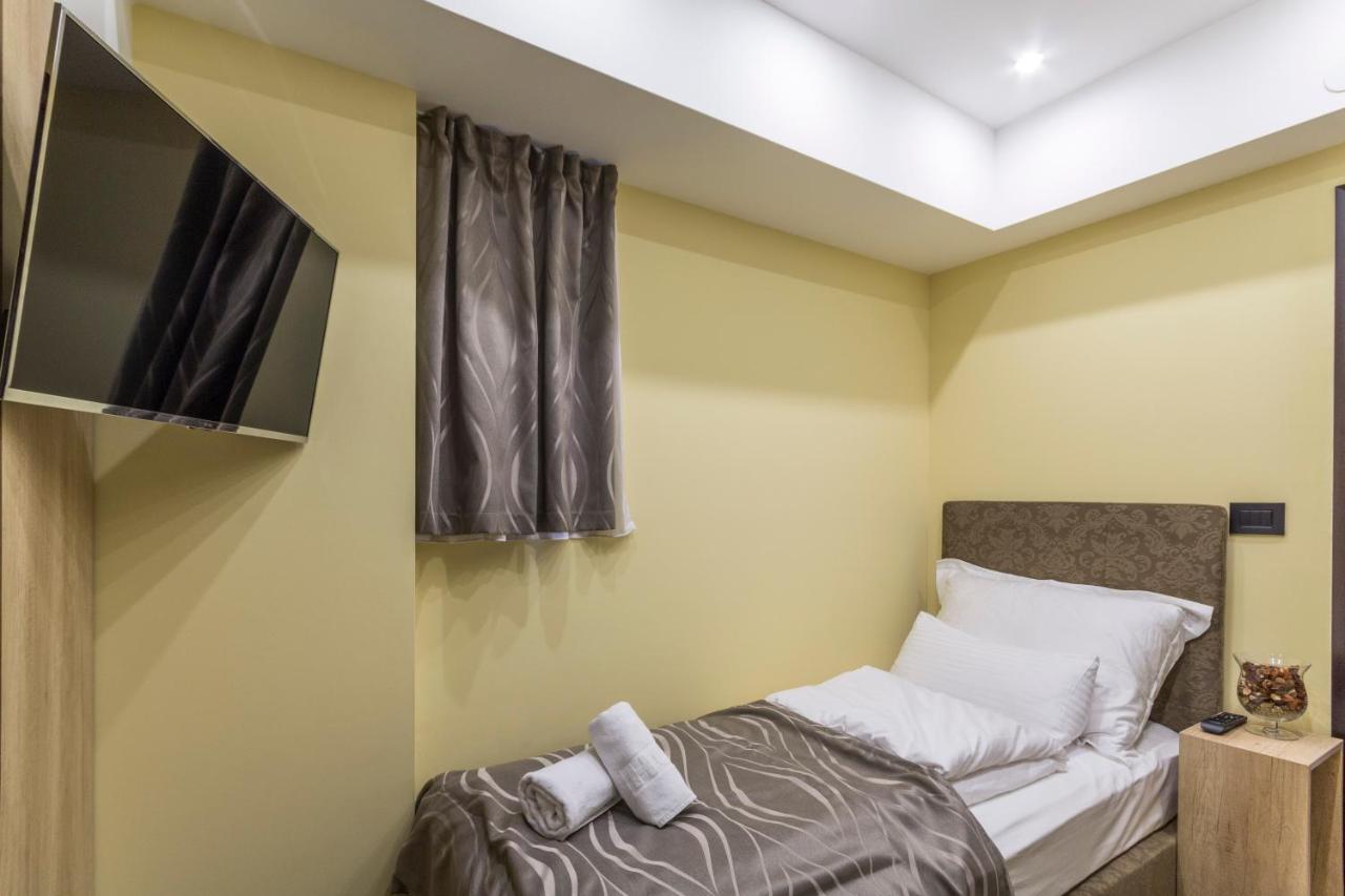Madison Inn Suites - Wilson'S Square Beograd Ruang foto