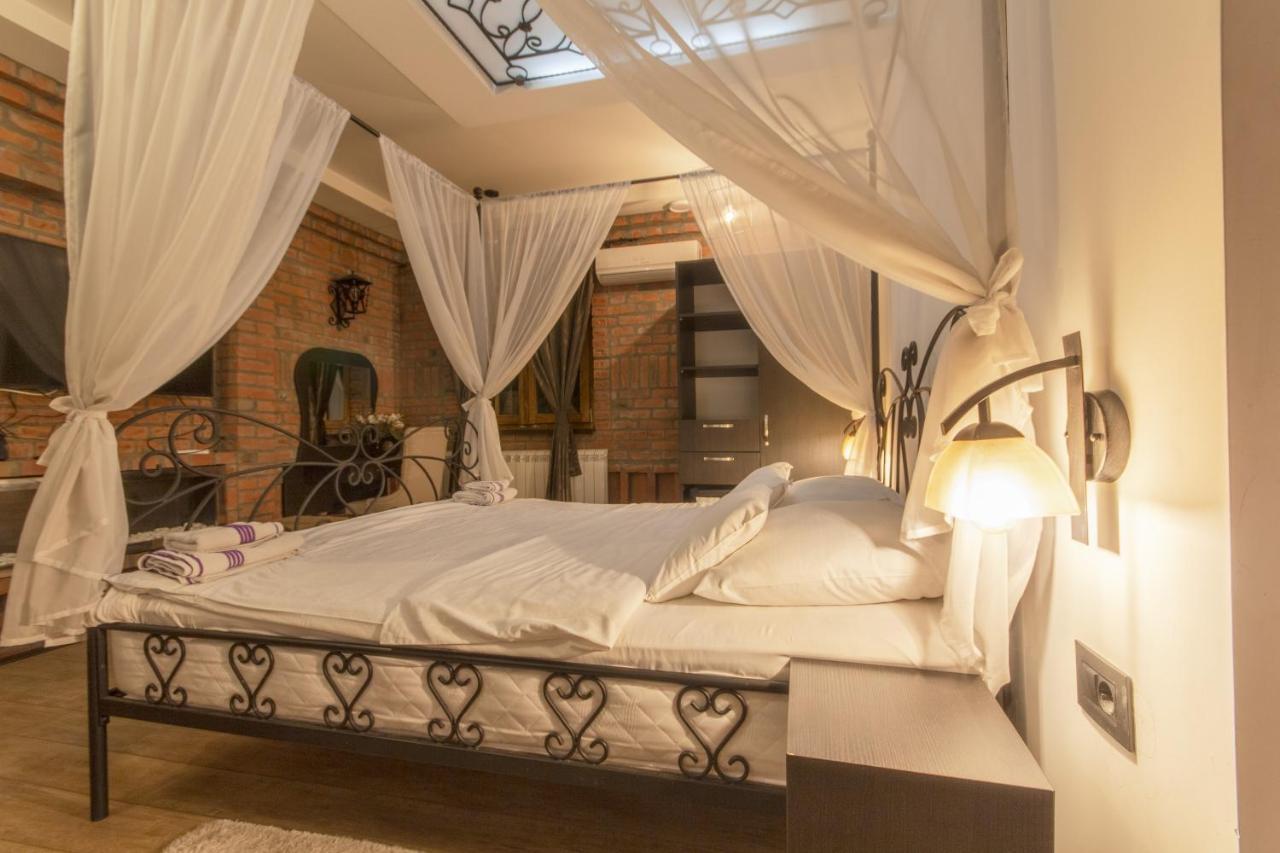 Madison Inn Suites - Wilson'S Square Beograd Bagian luar foto